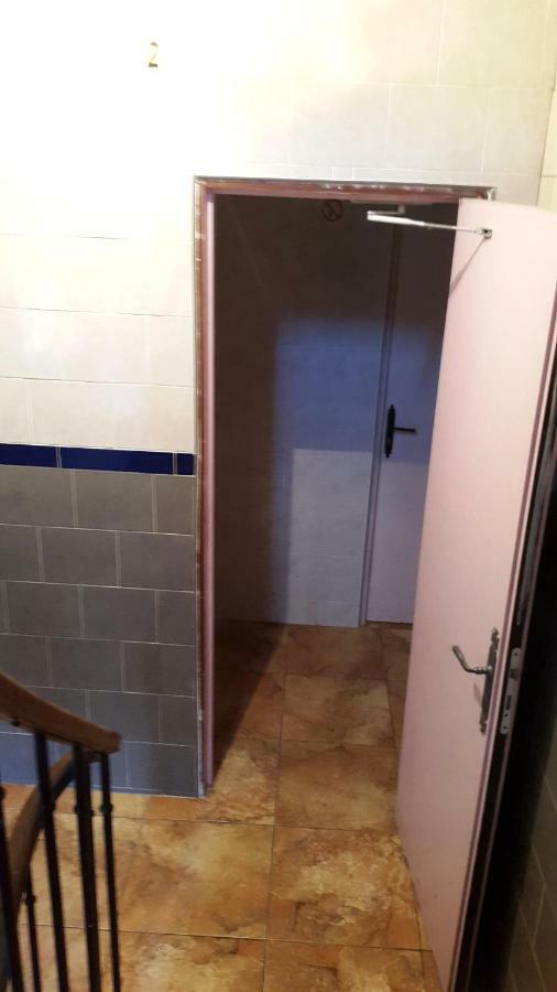 باريس Hotel Cyrano Voltaire المظهر الخارجي الصورة