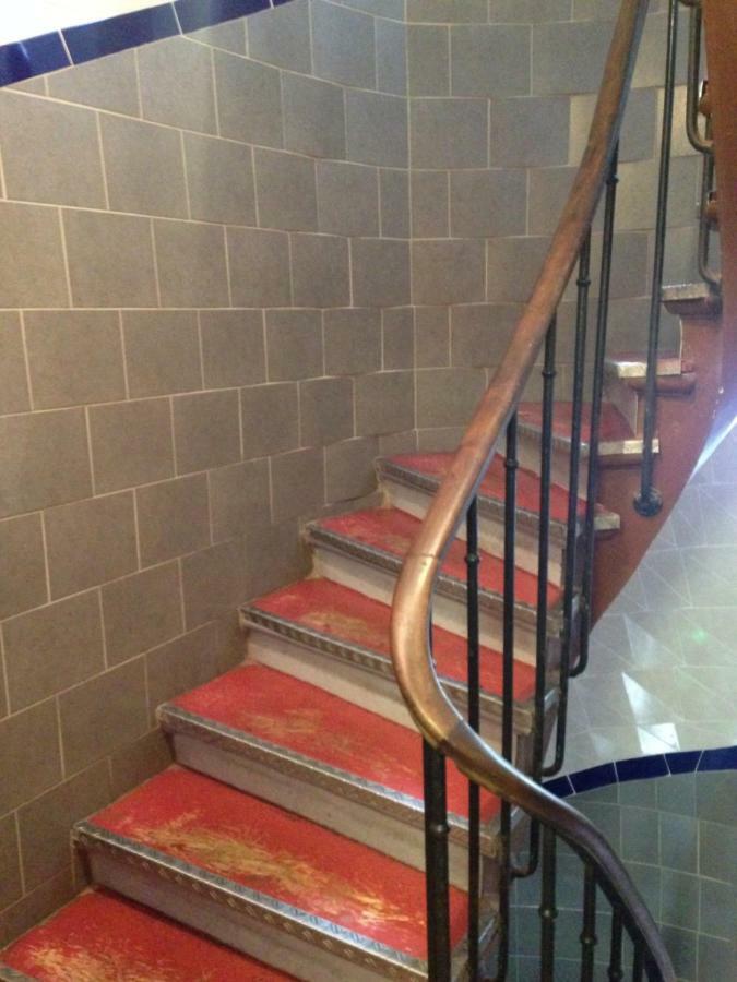 باريس Hotel Cyrano Voltaire المظهر الخارجي الصورة